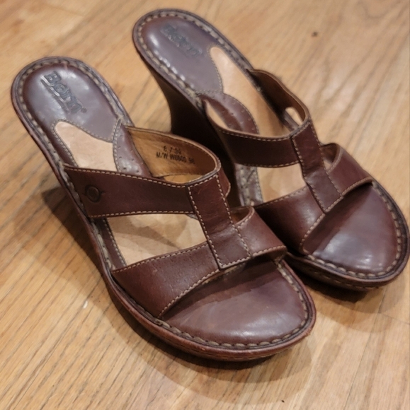 Born Wedge Brown Leather Sandals - Picture 2 of 9